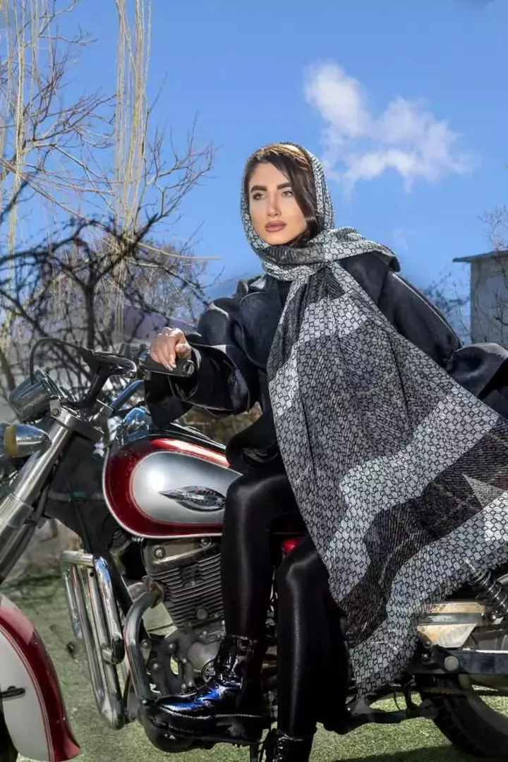 نمونه کار عکاسی مدلینگ ، پوشاک و لباس توسط علیپور حیدری که در تاریخ 1399-01-10 ** یک‌شنبه  **  ساعت 03:48AM بارگذاری شده است.
