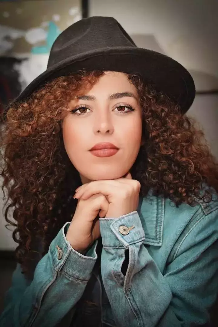 نمونه کار از مرضیه برفی پور