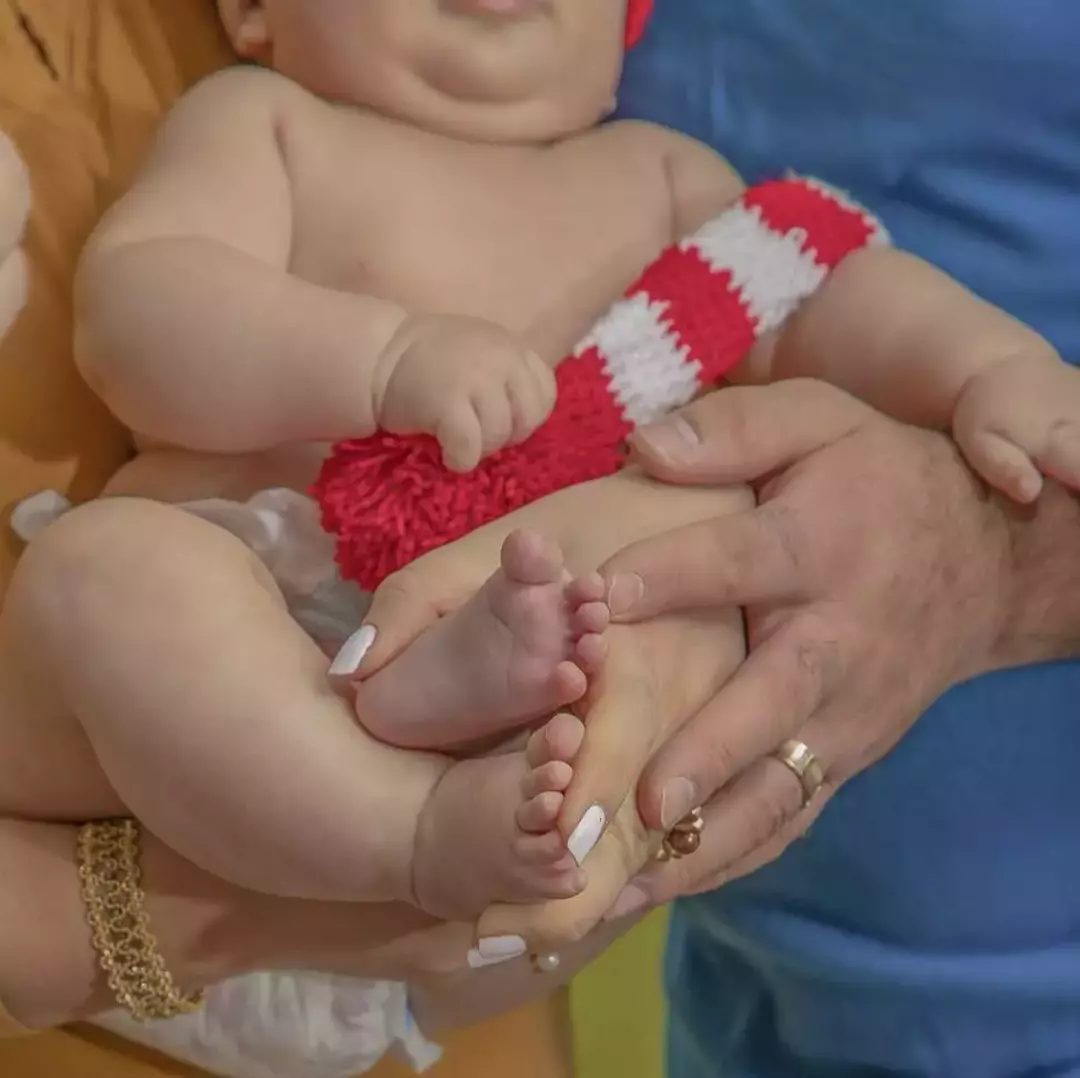 نمونه کار عکاسی نوزاد توسط عسگری که در تاریخ 1399-08-18 ** یک‌شنبه  **  ساعت 10:24PM بارگذاری شده است.