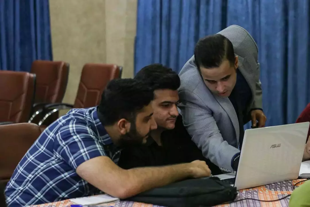 نمونه کار عکاسی پرتره سازمانی توسط فیض اللهی  که در تاریخ 1399-10-12 ** جمعه  **  ساعت 01:40AM بارگذاری شده است.
