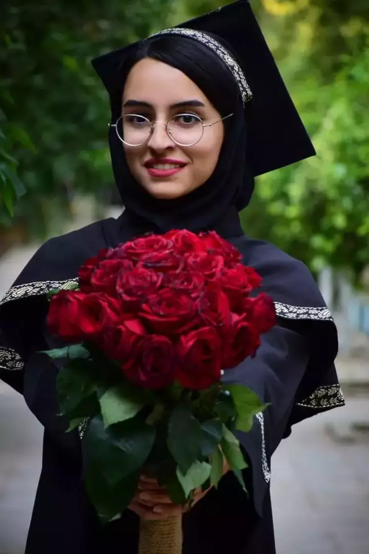 عکاسی فارغ التحصیلی از فائزه ریاض منتظر
