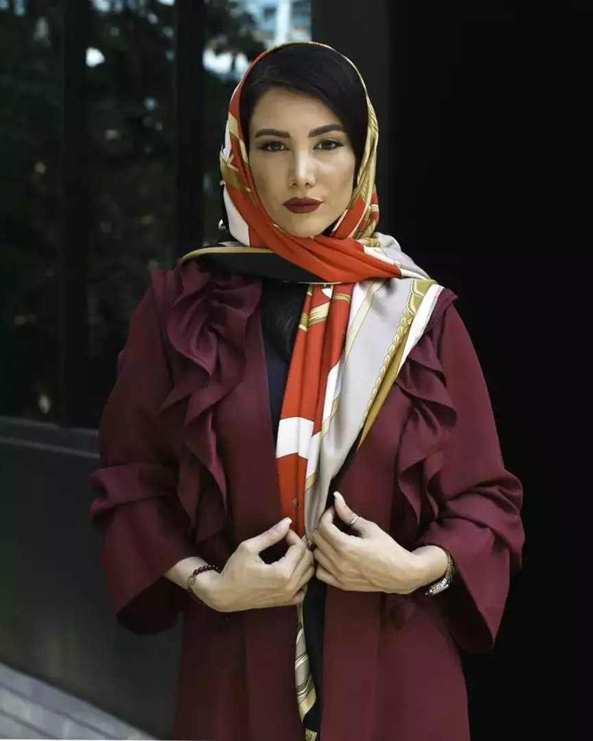 نمونه کار عکاسی چهره - پروفایل توسط مقدم که در تاریخ 1399-12-24 ** یک‌شنبه  **  ساعت 01:04PM بارگذاری شده است.
