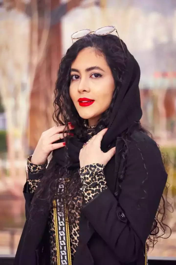 نمونه کار از سروناز گودرزی