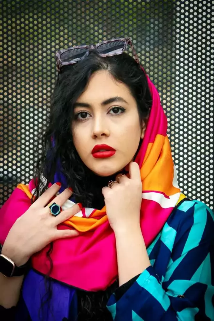 نمونه کار از سروناز گودرزی