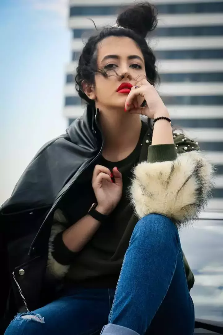 نمونه کار از سروناز گودرزی