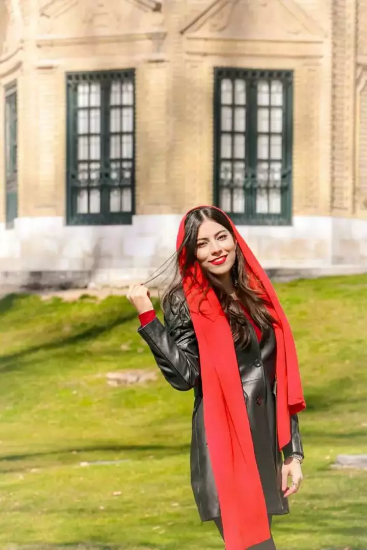 نمونه کار از سروناز گودرزی