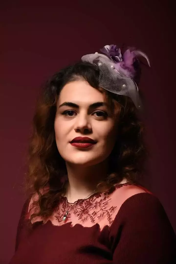 نمونه کار از کیمیا یاورخانی 
