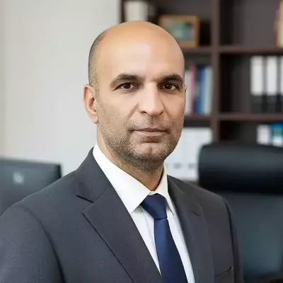 عکس پروفایل آقای گلزاریان