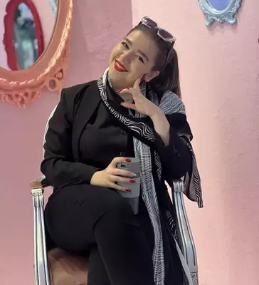 عکس پروفایل خانم باقری