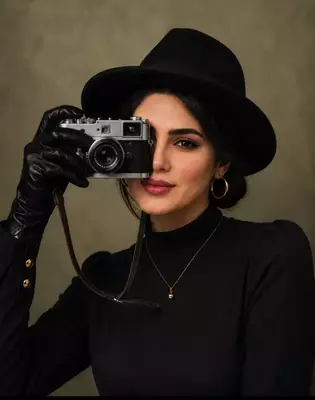 عکس پروفایل خانم سلطانیان