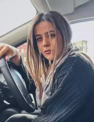 عکس پروفایل خانم ترابی زاده 