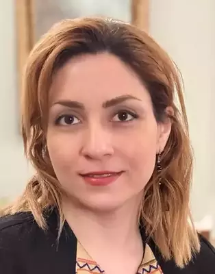 خانم انیسی - عکاس ری