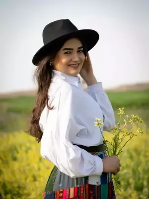 خانم علیزادگان - عکاس تهران