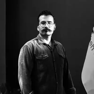 عکس پروفایل آقای ناصری