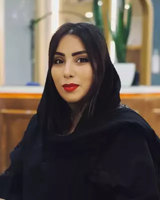 عکس پروفایل خانم فرزین