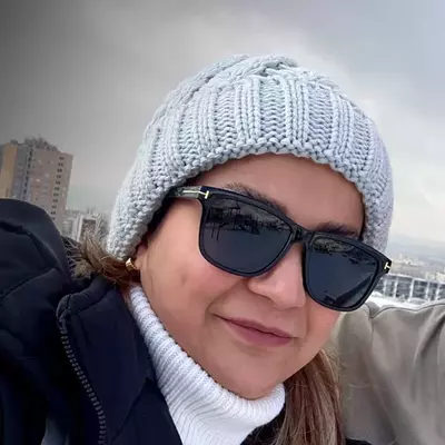 عکس پروفایل خانم قزل