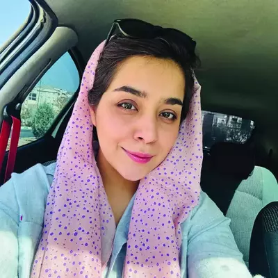 عکس پروفایل خانم یزدانیار