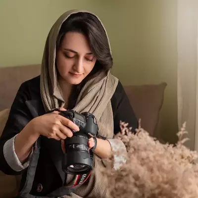 عکس پروفایل خانم میرشفیعی