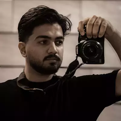 عکس پروفایل آقای یگانه