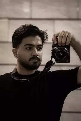 عکس پروفایل آقای Yeganeh