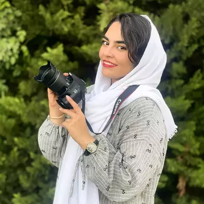 عکس پروفایل خانم نیکوبنیادراد