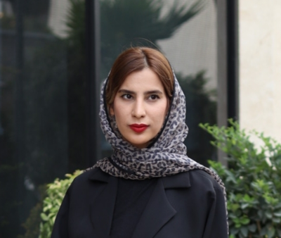عکس پروفایل خانم عزیزی
