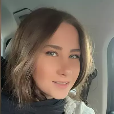 عکس پروفایل خانم حدادیان