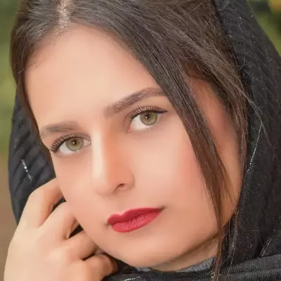 عکس پروفایل خانم برفی پور