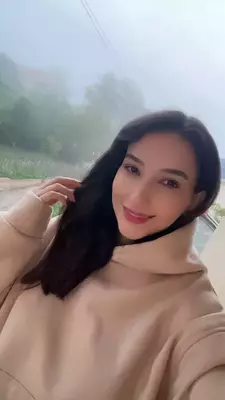 عکس پروفایل خانم دالائی
