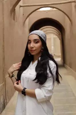 عکس پروفایل خانم شیردل