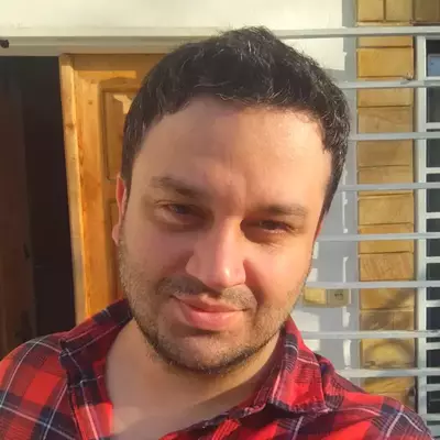 عکس پروفایل آقای موحد