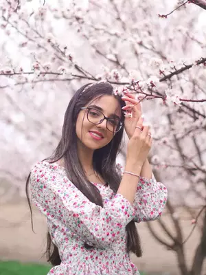 عکس پروفایل خانم نعمت الهی