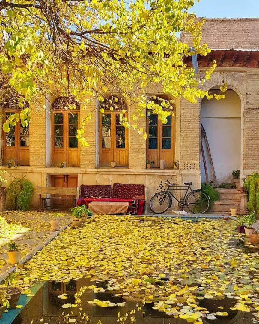 خانه منطقی نژاد