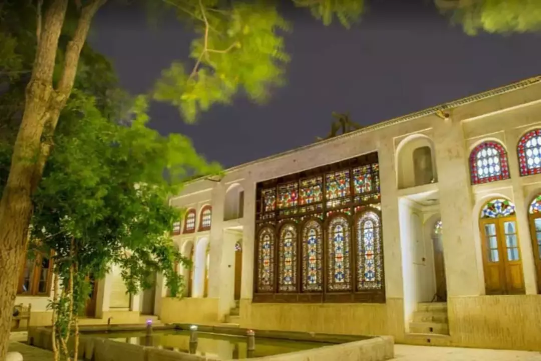 خانه مشروطه