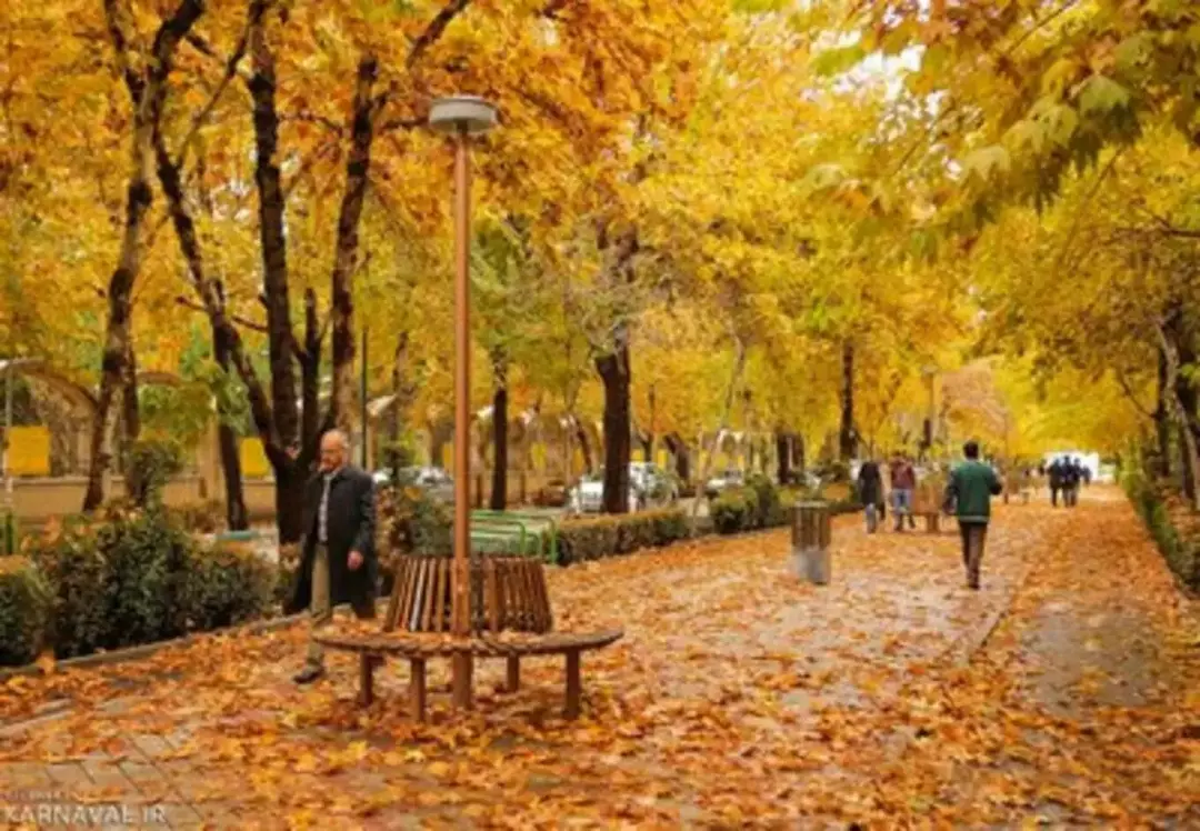 خیابان چهارباغ عباسی