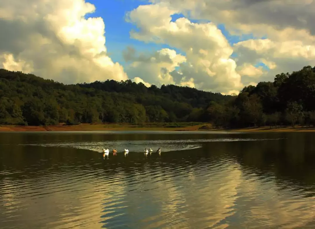  دریاچه سقالکسار