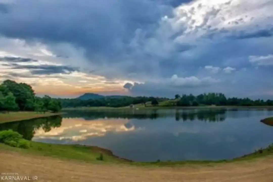  دریاچه سقالکسار