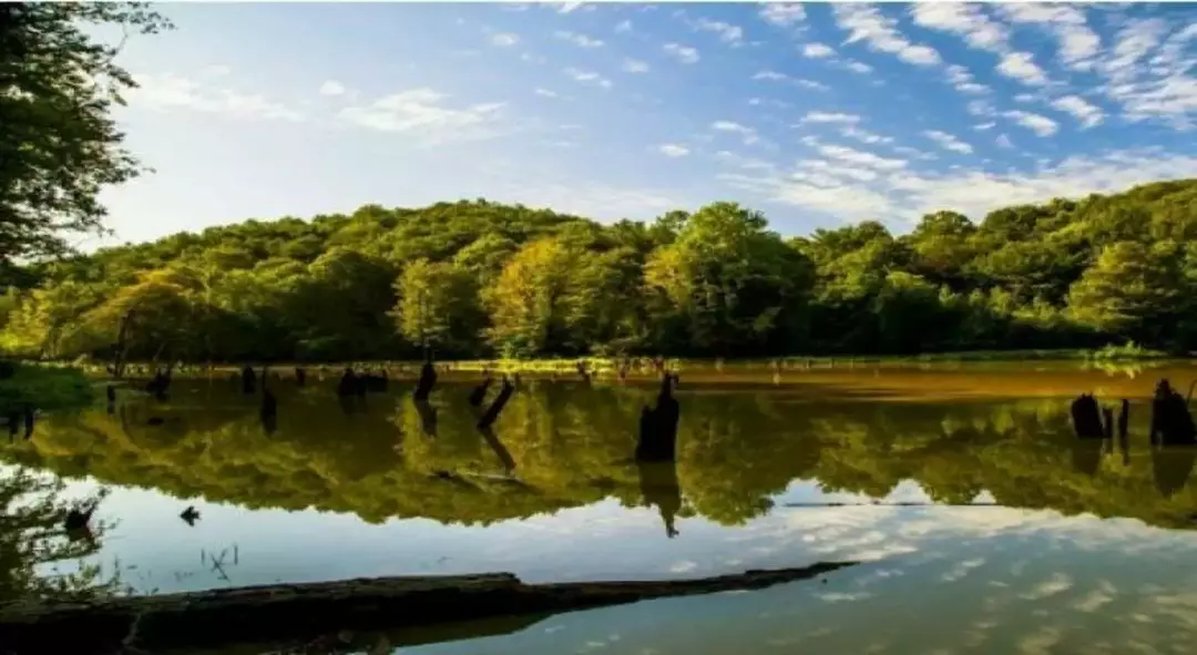  دریاچه سقالکسار