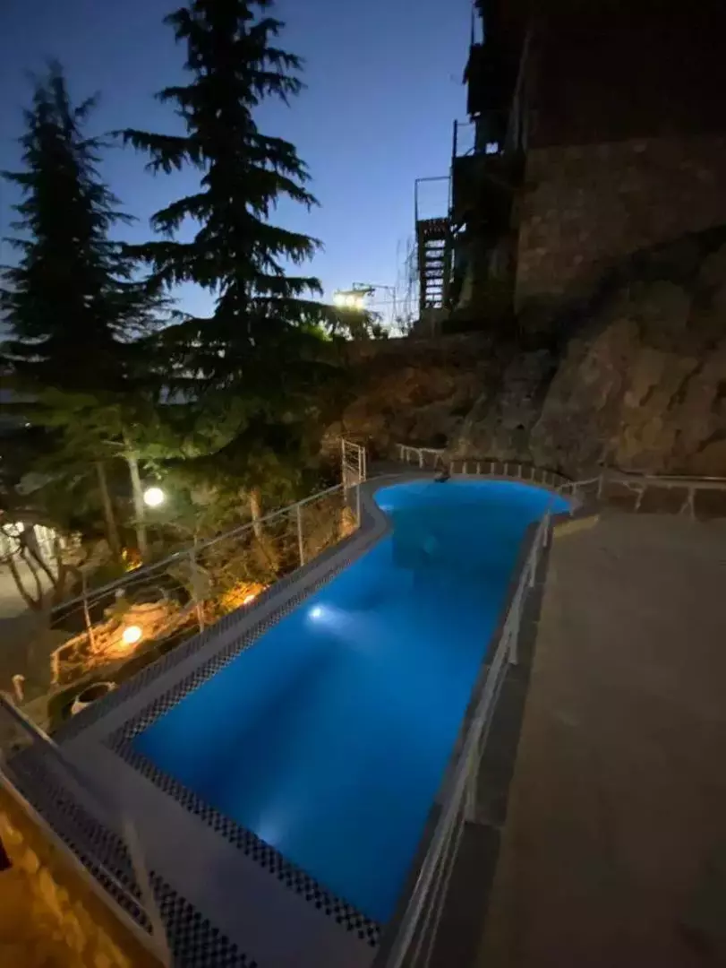 فوکیشن (کلبه چوبی)