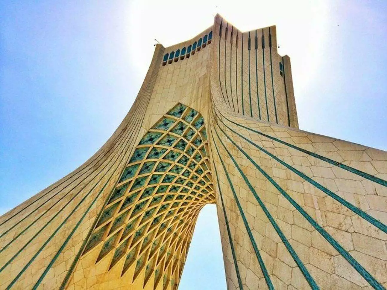 عکس میدان آزادی