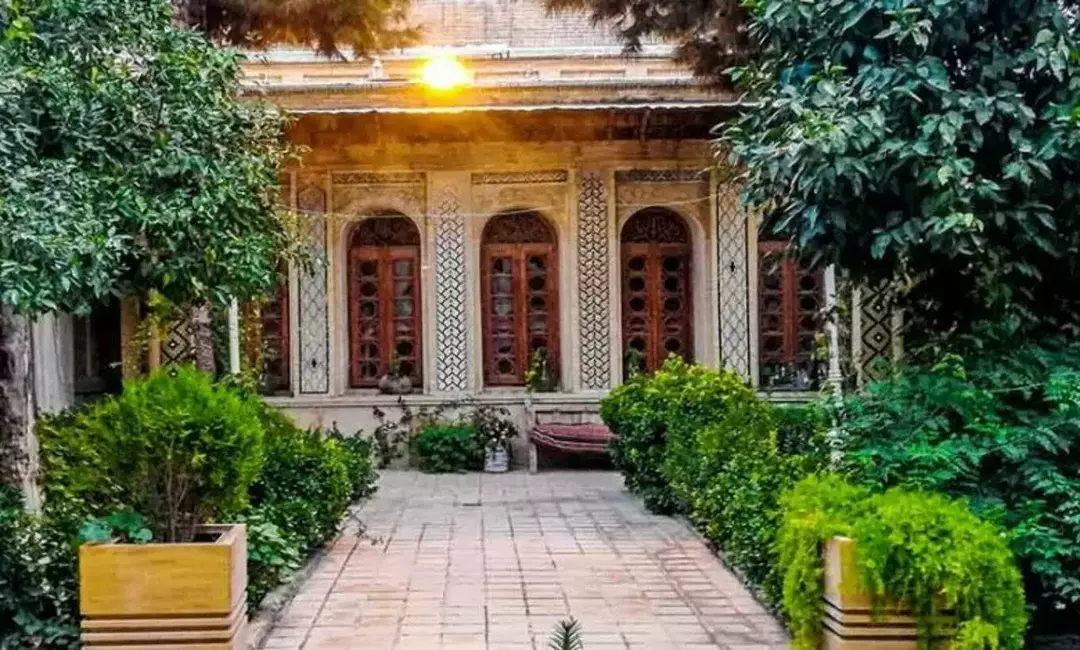 خانه فروغ‌ الملک