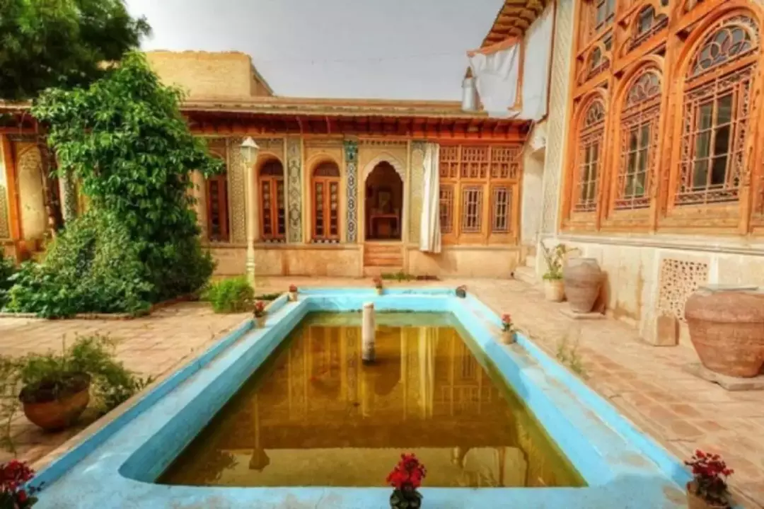 خانه فروغ‌ الملک