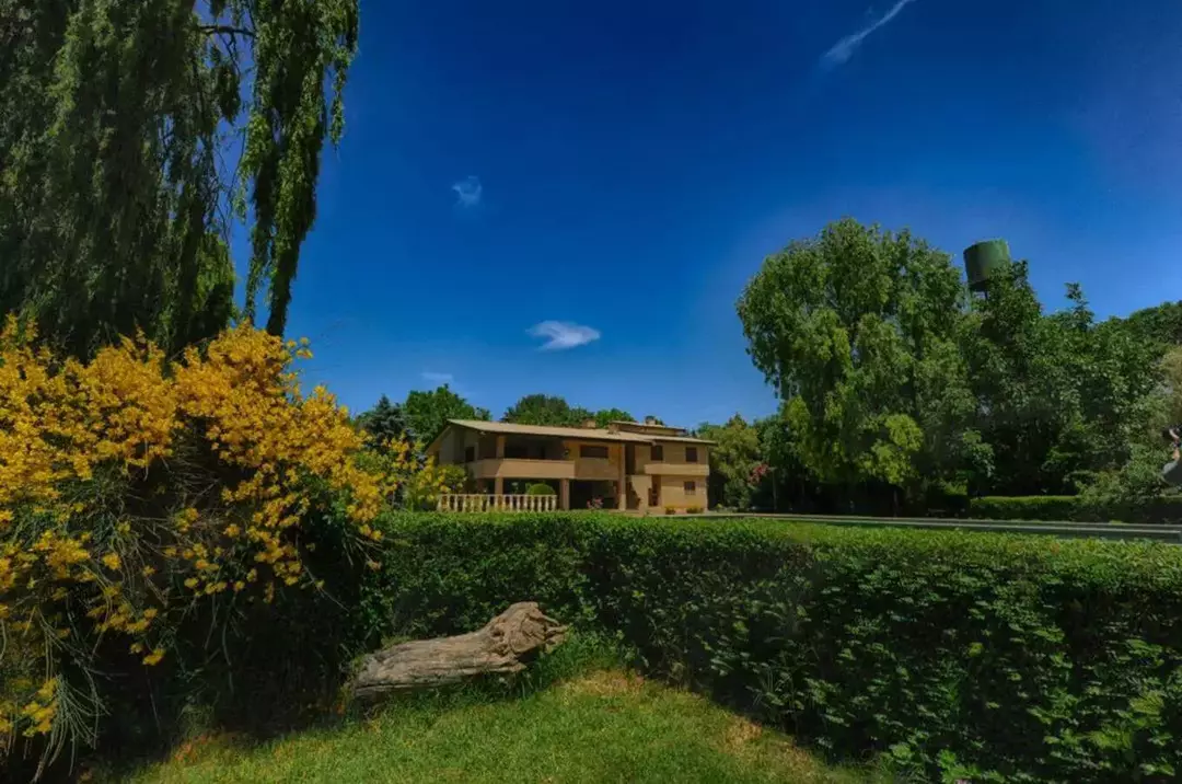 باغ عمارت زرینه