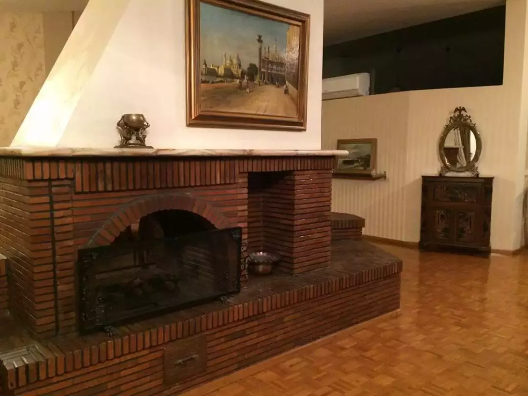 باغ عمارت زرینه