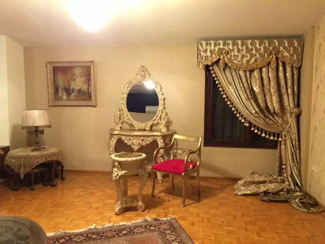 باغ عمارت زرینه