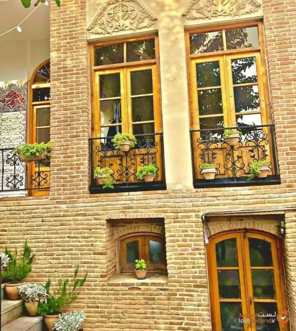 خانه دبیرالملک