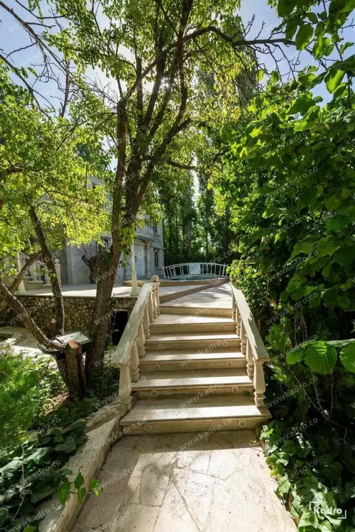  باغ عمارت عکاسی نیکان