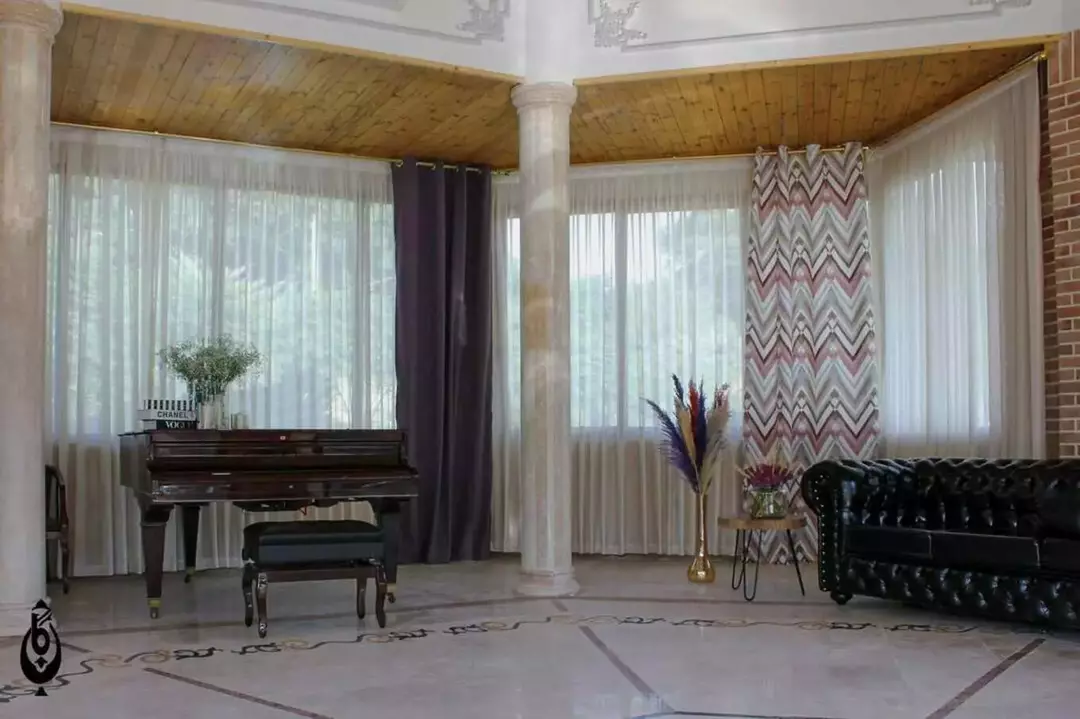 باغ عمارت کاج