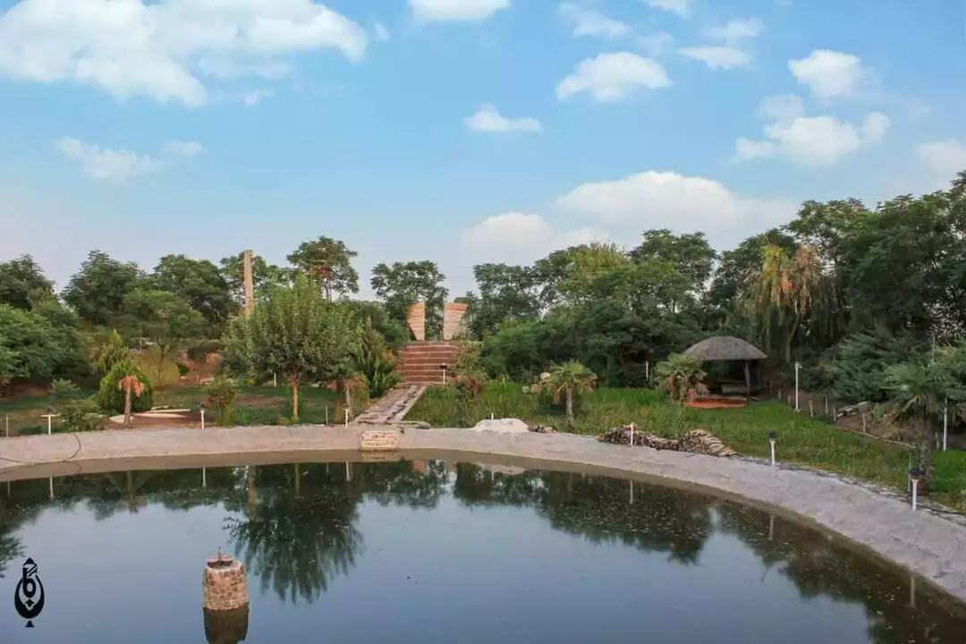 باغ عمارت کاج