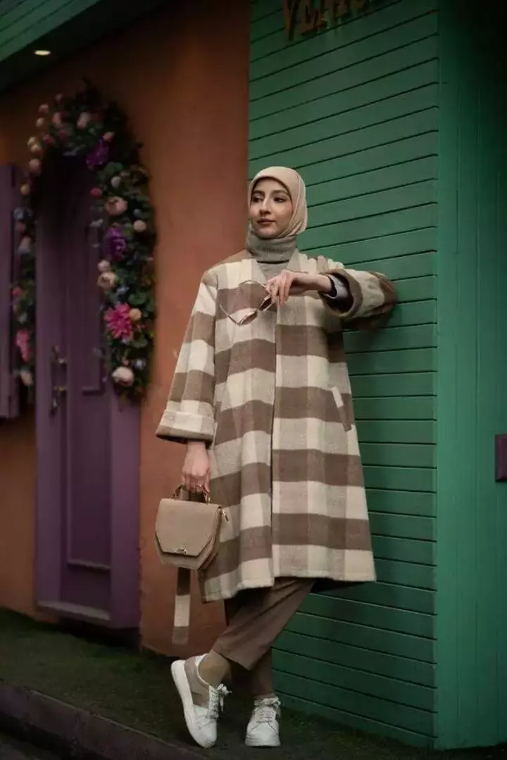 کافه ونیز(فضای بیرونی کافه)